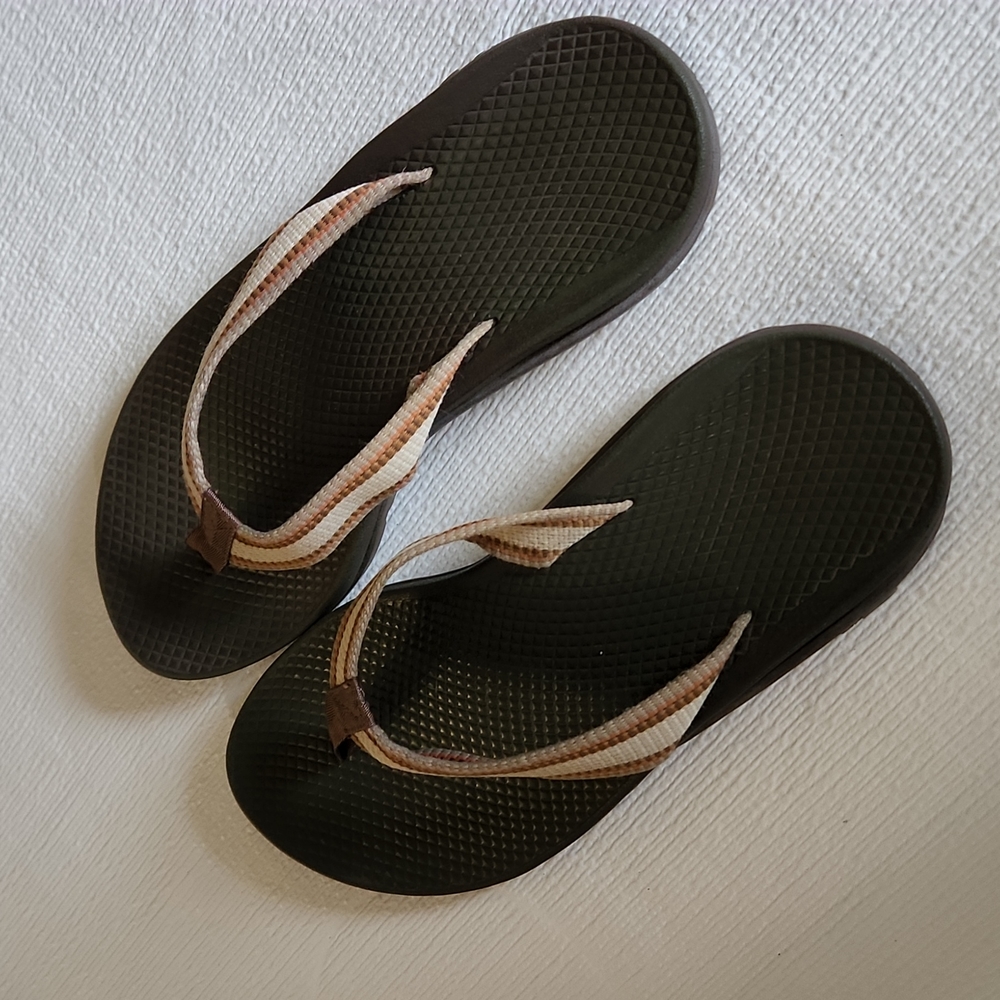 Chaco Brown and Cream Striped Flip Flop Sandals - Picture 4 of 10